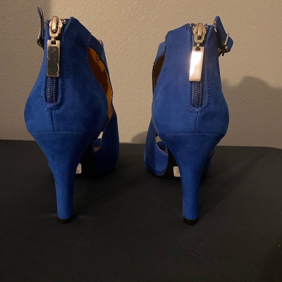 Lane Bryant Blue Peep Toe Heels size 10W Zippers Buckles - Picture 4 of 4